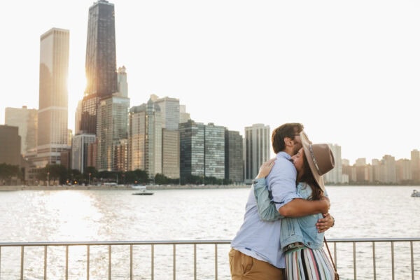 man proposes to his fiance at milton lee olive park chicago